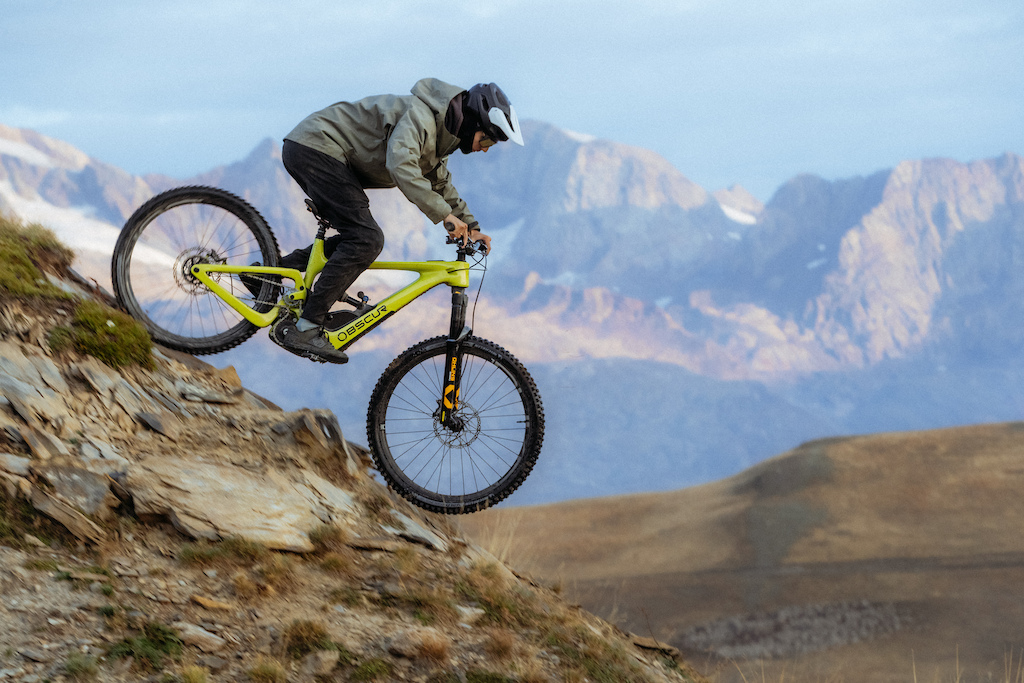 Cover image for Gears Inside, Adventure Ahead: Obscur and Alutech Introduce GD8 e-MTBs