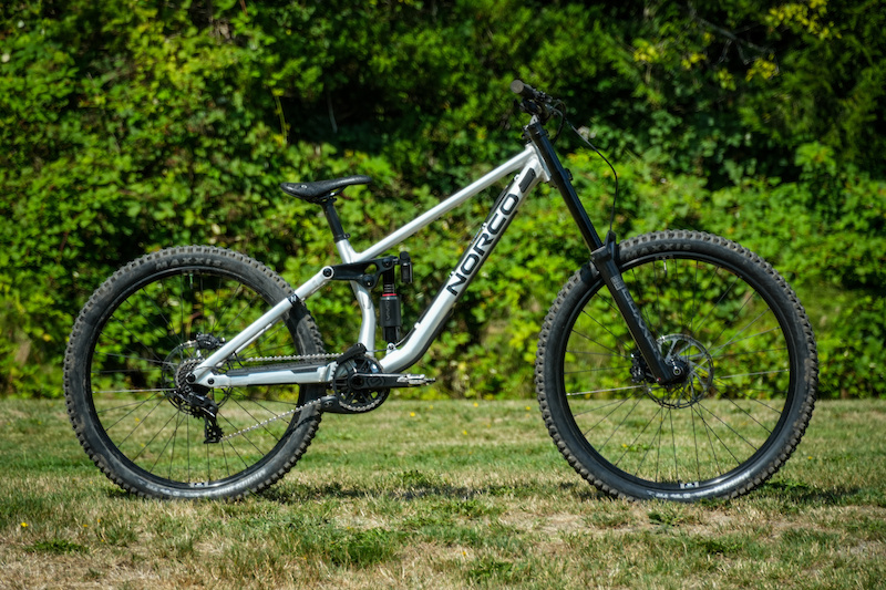 Cover image for Review: Norco Torrent DH - A Wallet-Friendly Bike Park Blaster